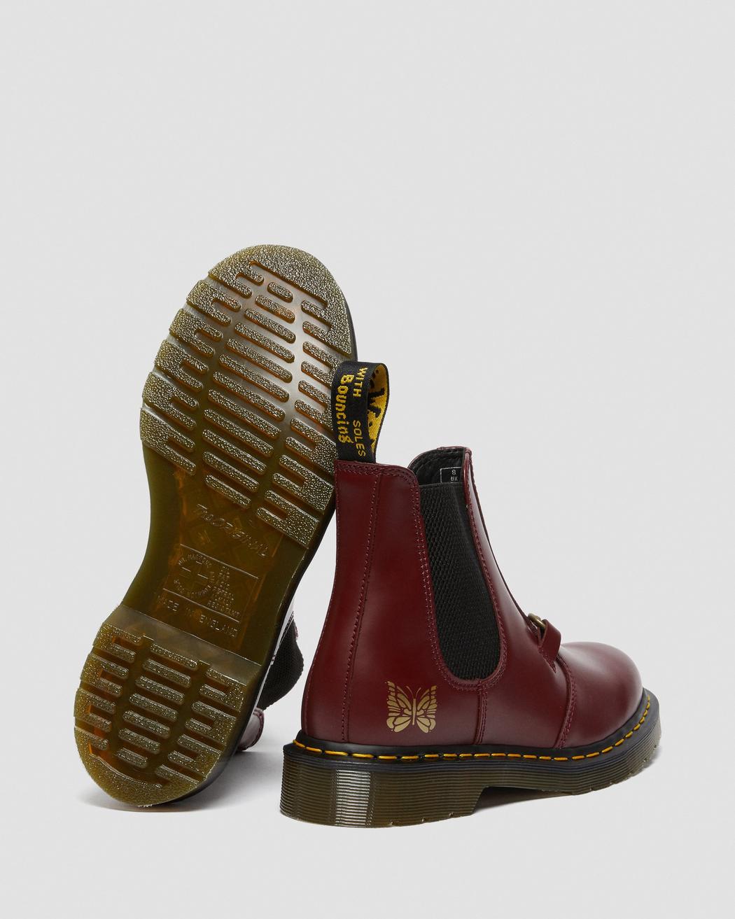 Dr. Martens: Needles 2976 Snaffle Chelsea Boots (cherry)